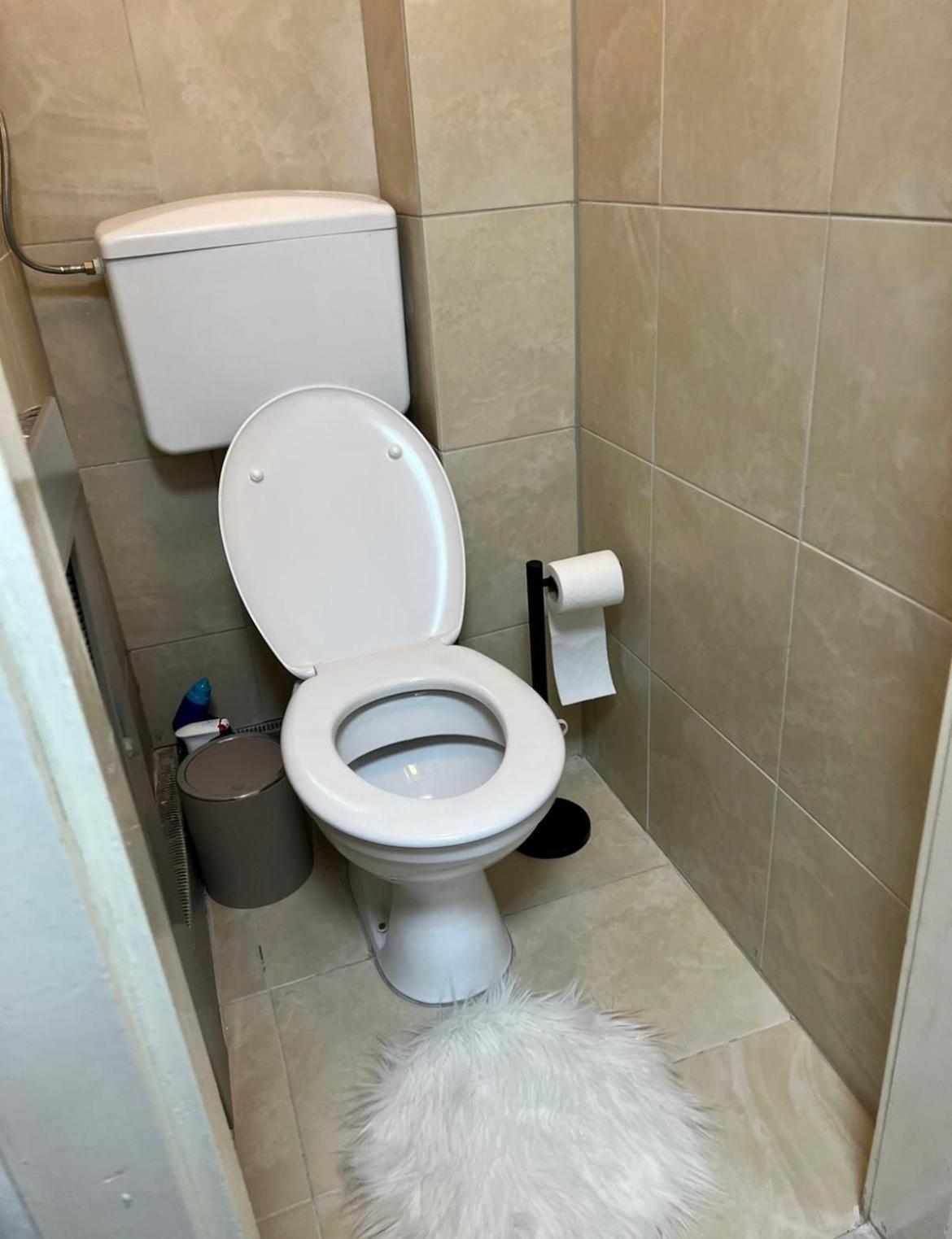 Apartment Roomino